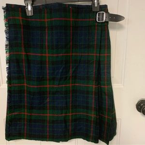 Mens Kilt Green Black Blue Red Squares Fringe on right